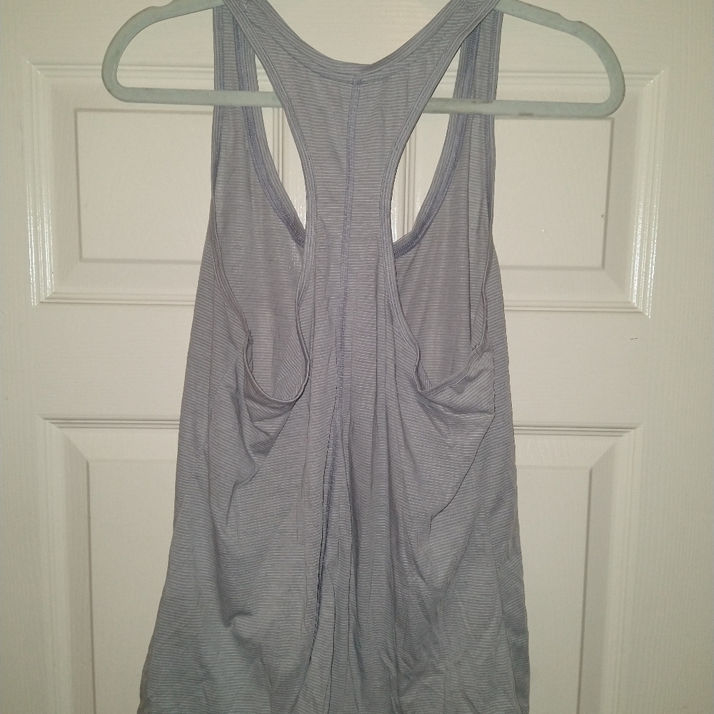 Under Armour Threadborne Run Sleeveless Tank Top Women's sz Large. - Picture 2 of 5